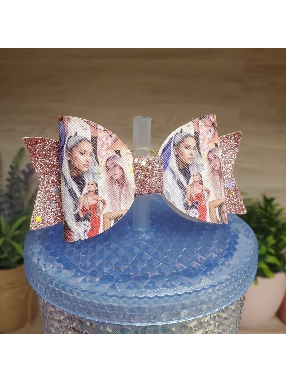 Ariana Grande Glitter Bow Tumbler Straw Topper Accessory
